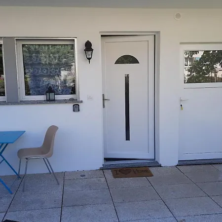 Au Bord De L'eau 43m Les Hirondelles Bremis